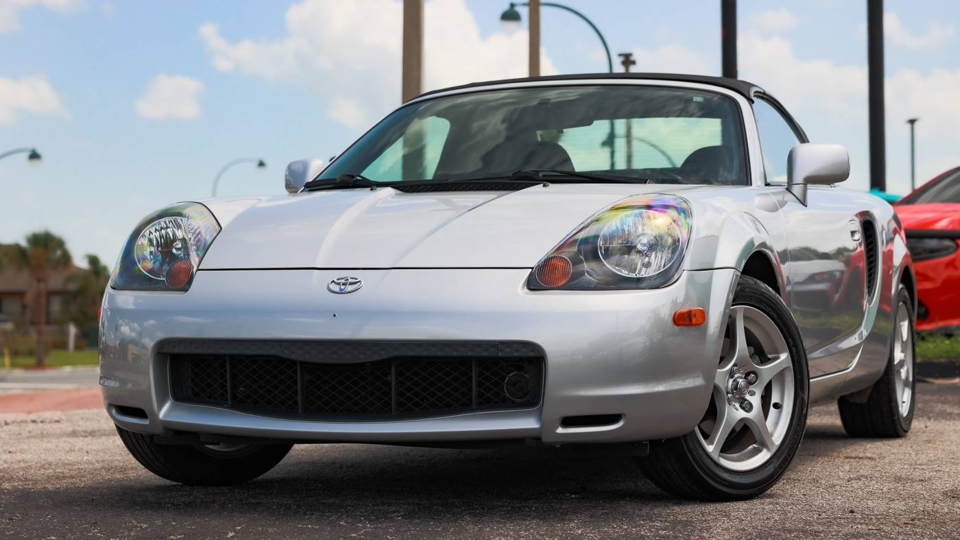 2002 Toyota MR2 Spyder Base