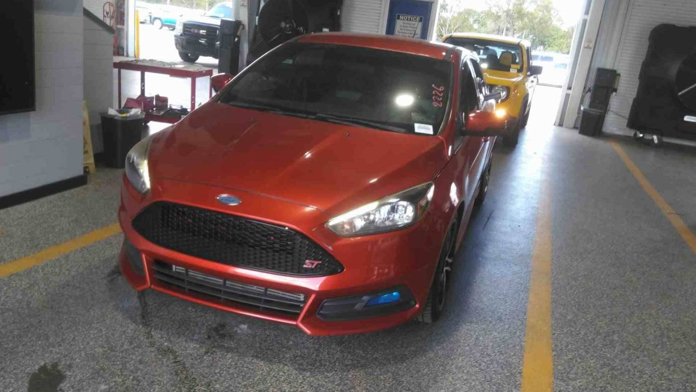 2018 Ford Focus ST — Hatchback — 70,283 mi — Orlando, FL