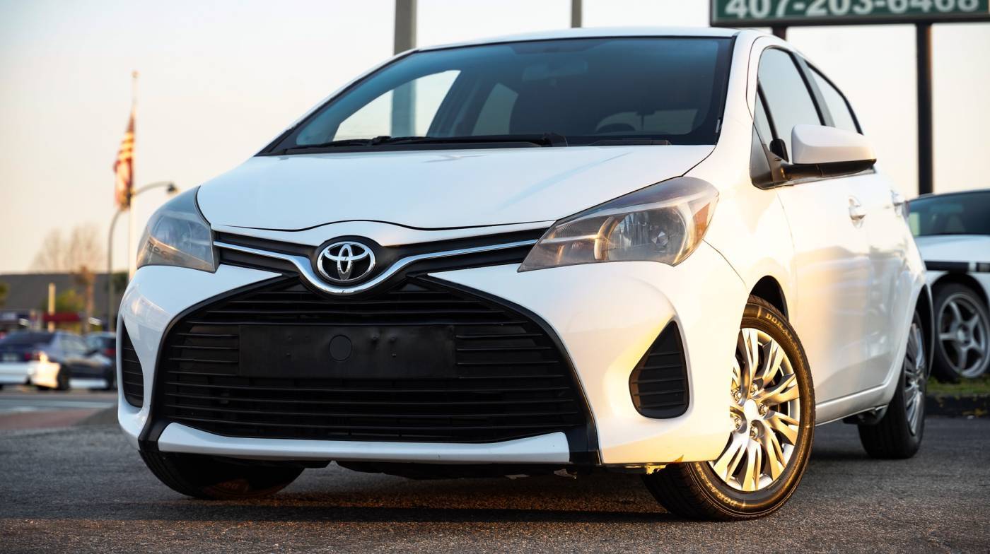 2015 Toyota Yaris L