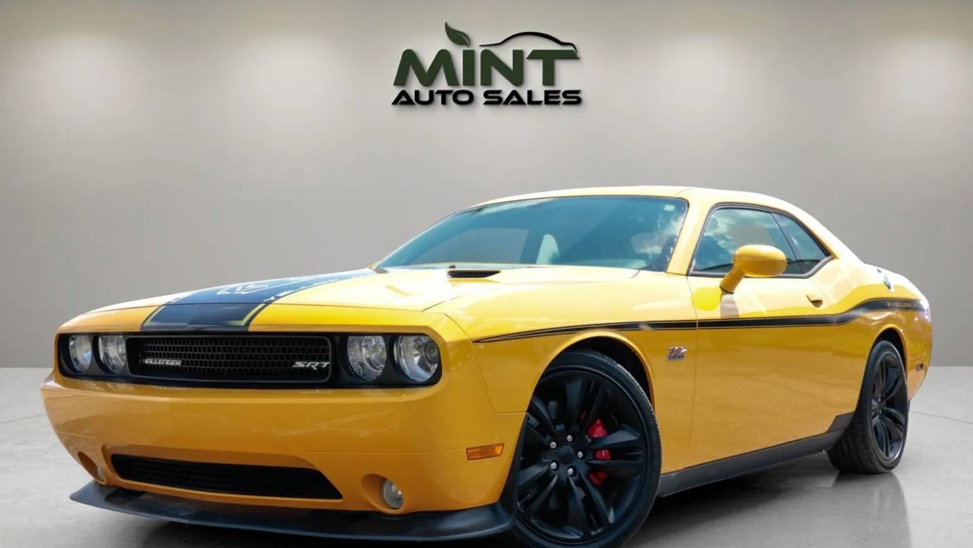 2012 Dodge Challenger Yellow Jacket — Coupe — 72,806 mi — Orlando, FL
