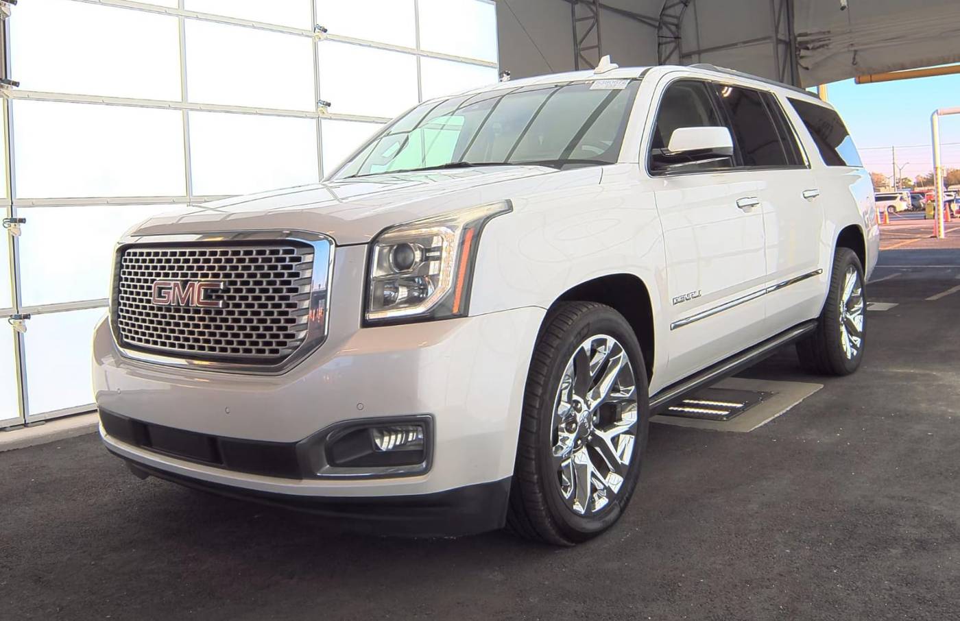 2016 GMC Yukon Denali — SUV — 125,954 mi — Orlando, FL