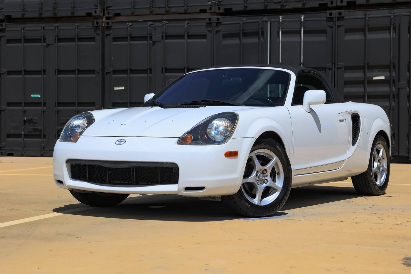 2000 Toyota MR2 Spyder Base — Convertible — 70,608 mi — Orlando, FL