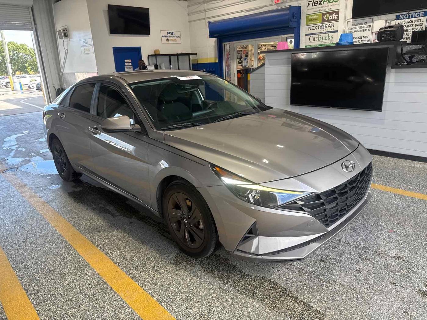 2023 Hyundai Elantra SEL — Sedan — 69,162 mi — Orlando, FL