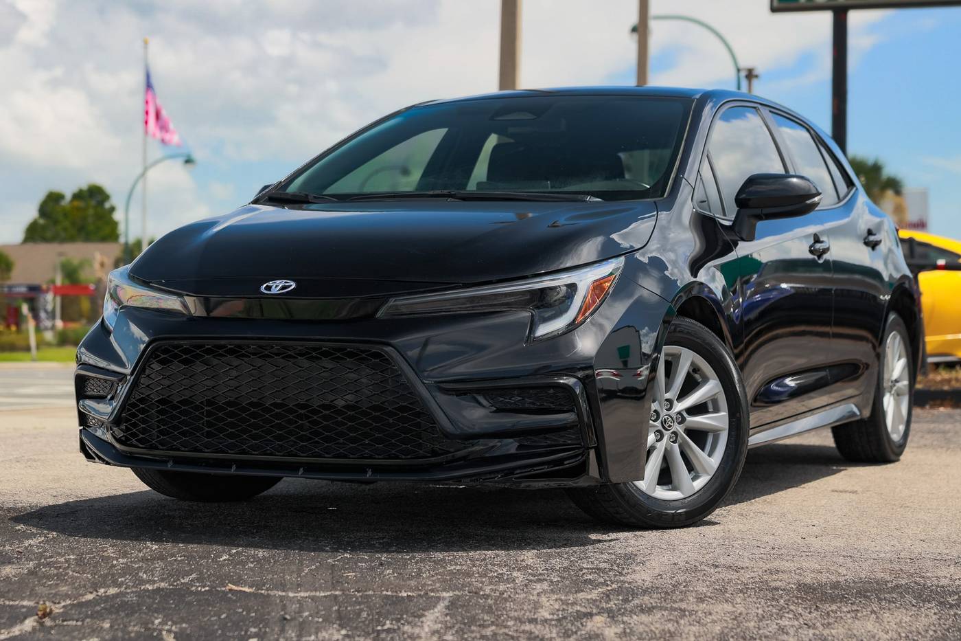2023 Toyota Corolla Hatchback SE — Hatchback — 35,036 mi — Orlando, FL
