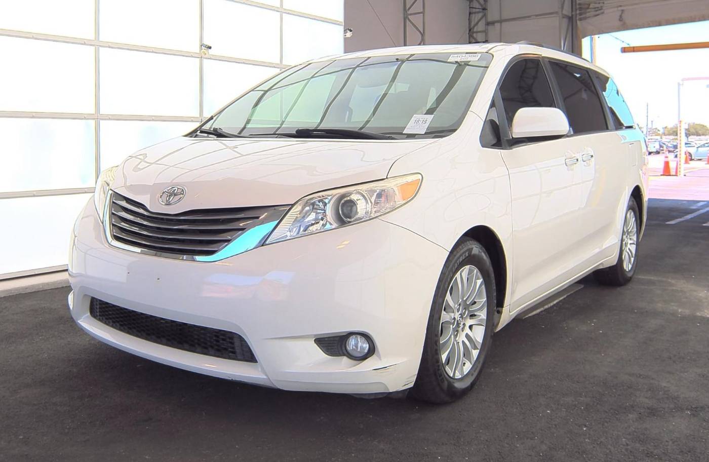 2017 Toyota Sienna L — Minivan — 87,475 mi — Orlando, FL
