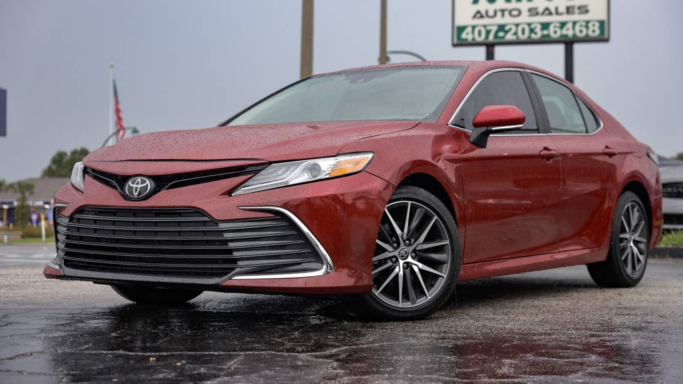 2023 Toyota Camry XLE — Sedan — 921 mi — Orlando, FL