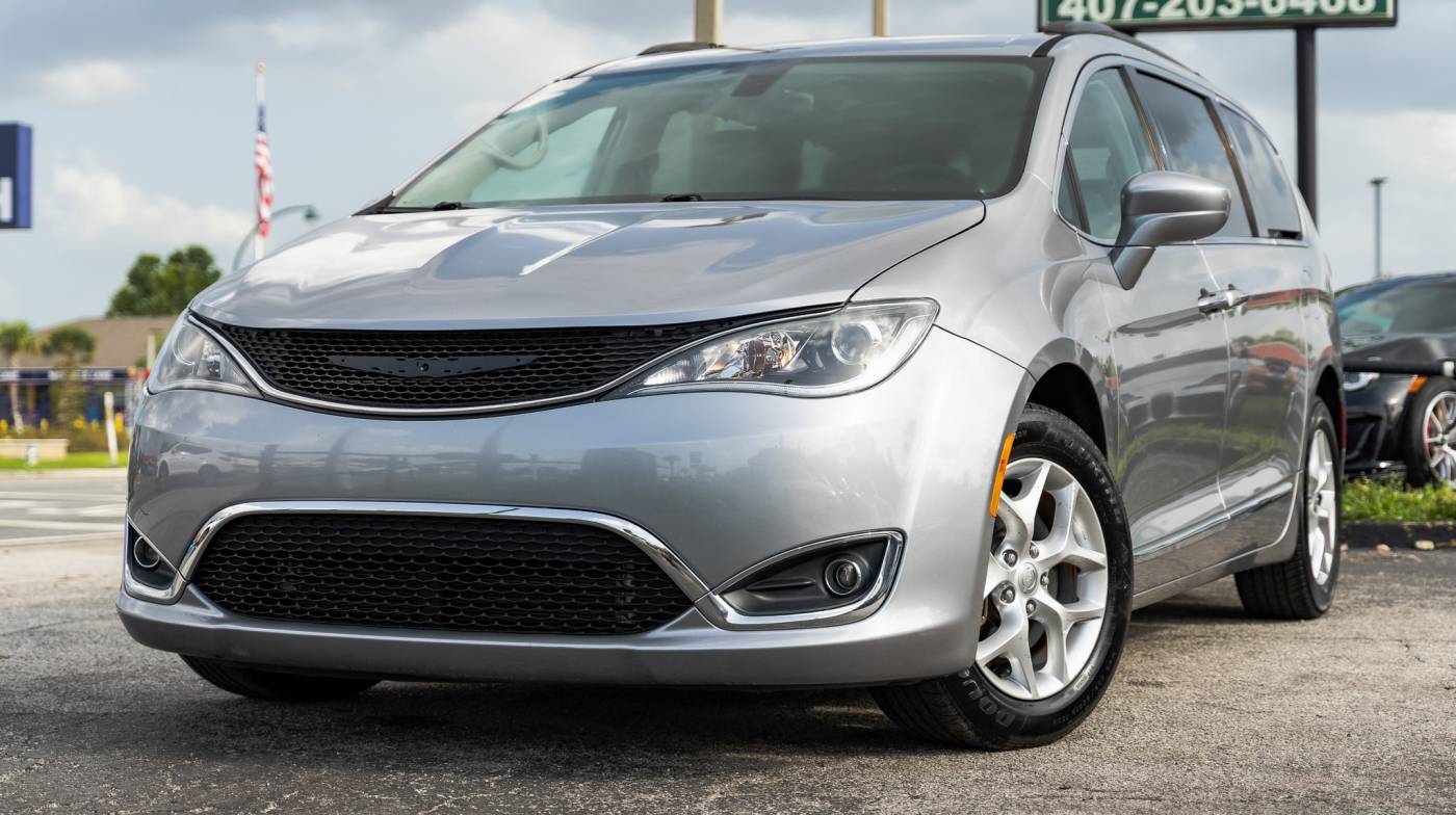 2017 Chrysler Pacifica Touring-L