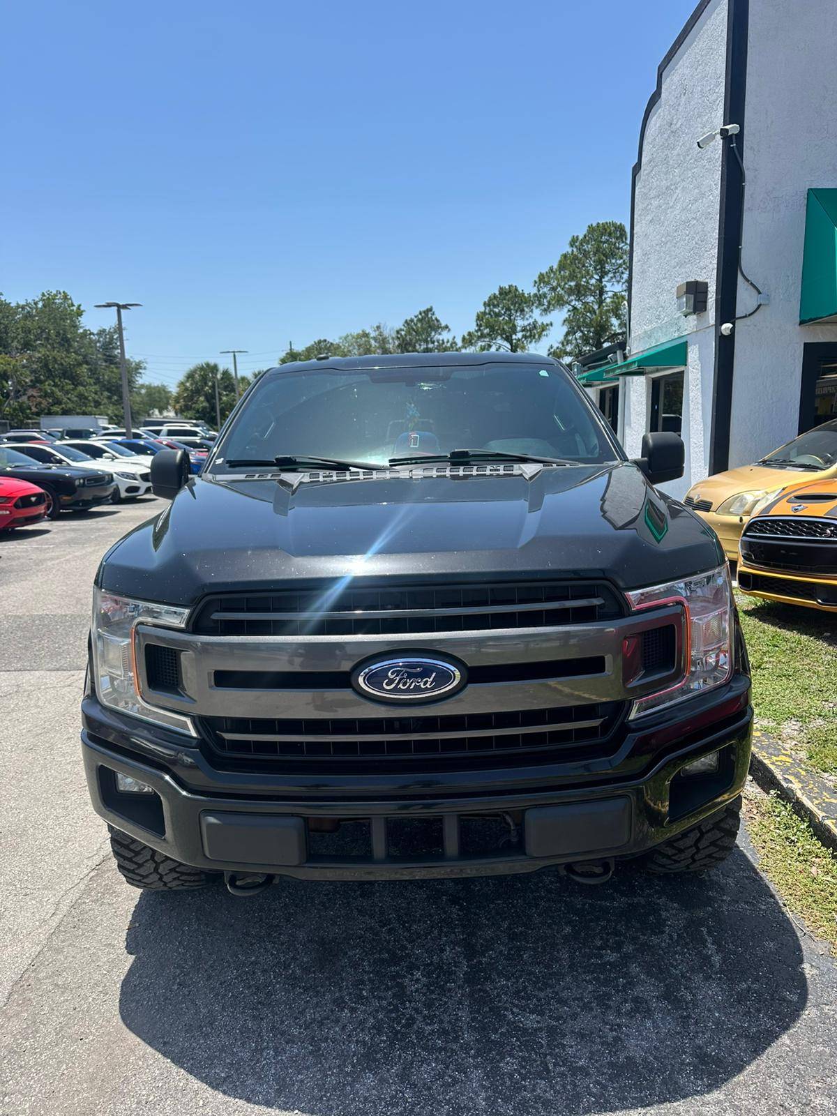 2018 Ford F-150 XLT — Pickup Truck — 123,768 mi — Orlando, FL