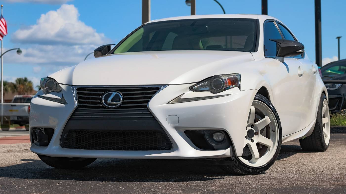 2016 Lexus IS 200t Base