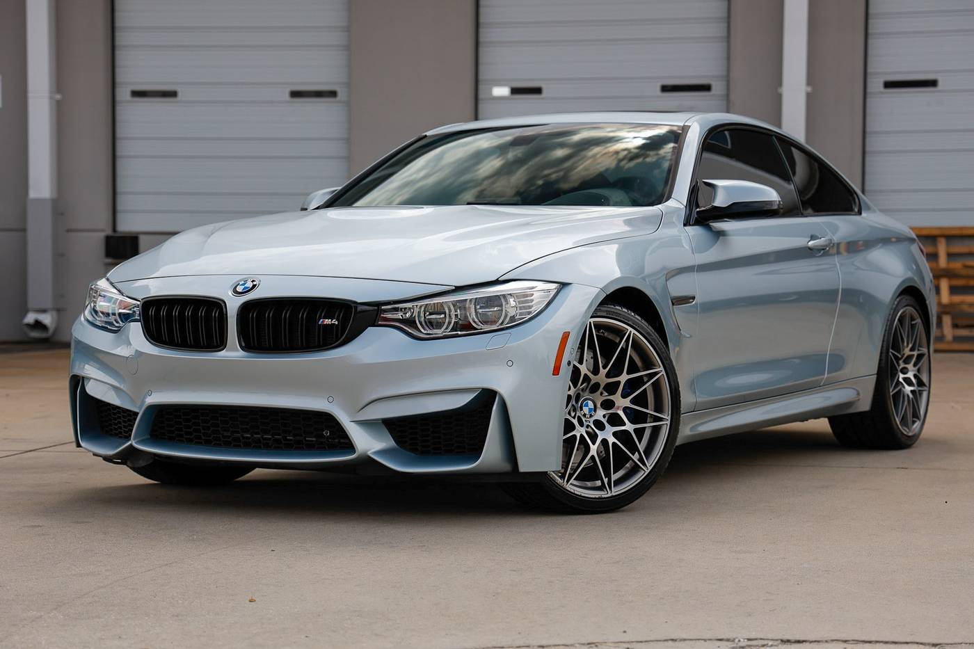 2017 BMW M4 Standard