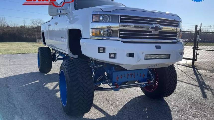 2015 Chevrolet Silverado 2500HD LTZ — Pickup Truck — 16,500 mi — Indianapolis, IN