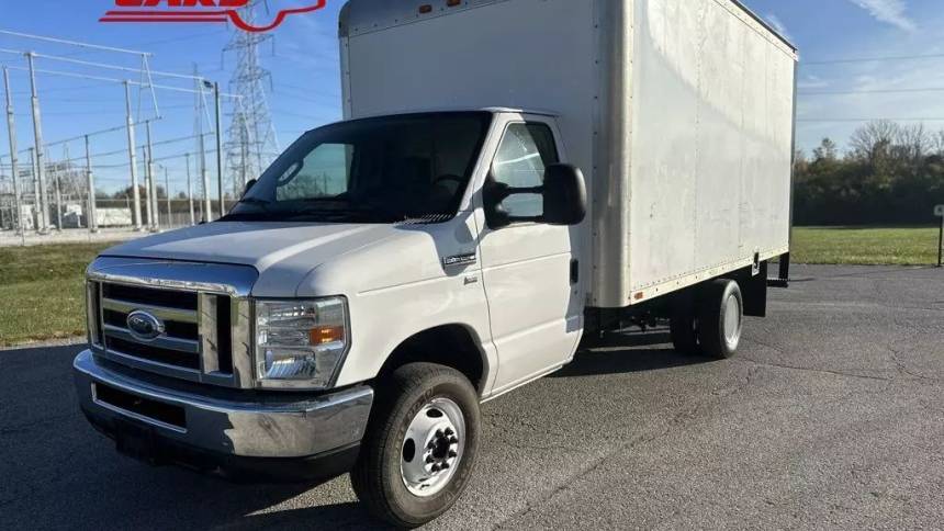 2013 Ford Econoline Commercial Cutaway E-350 — Chassis Cab Truck — 72,544 mi — Indianapolis, IN