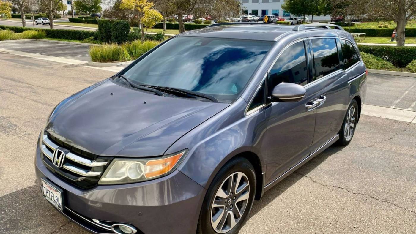2016 Honda Odyssey Touring Elite — Minivan — 133,647 mi — San Diego, CA