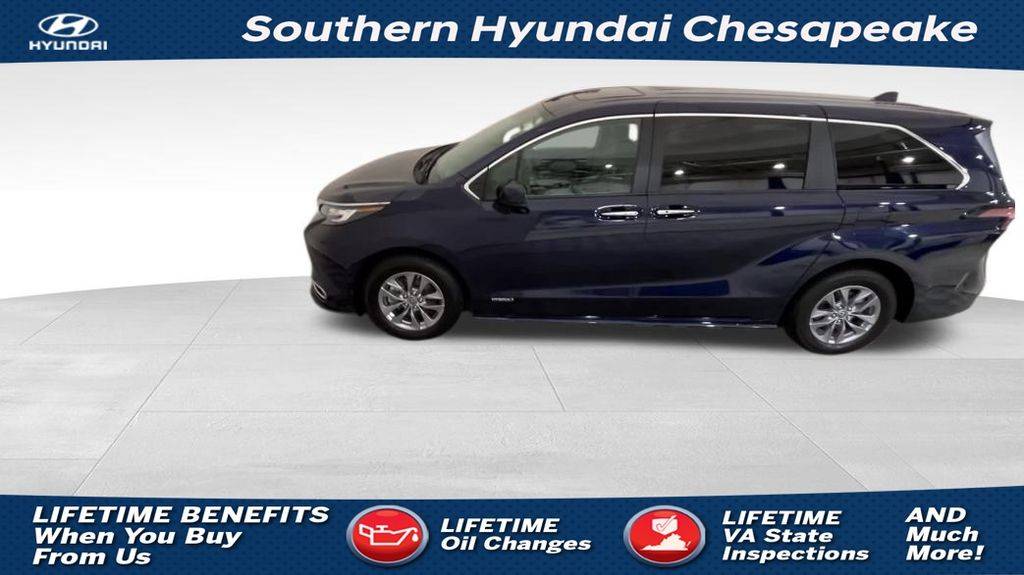 2021 Toyota Sienna XLE — Minivan — 62,129 mi — Chesapeake, VA