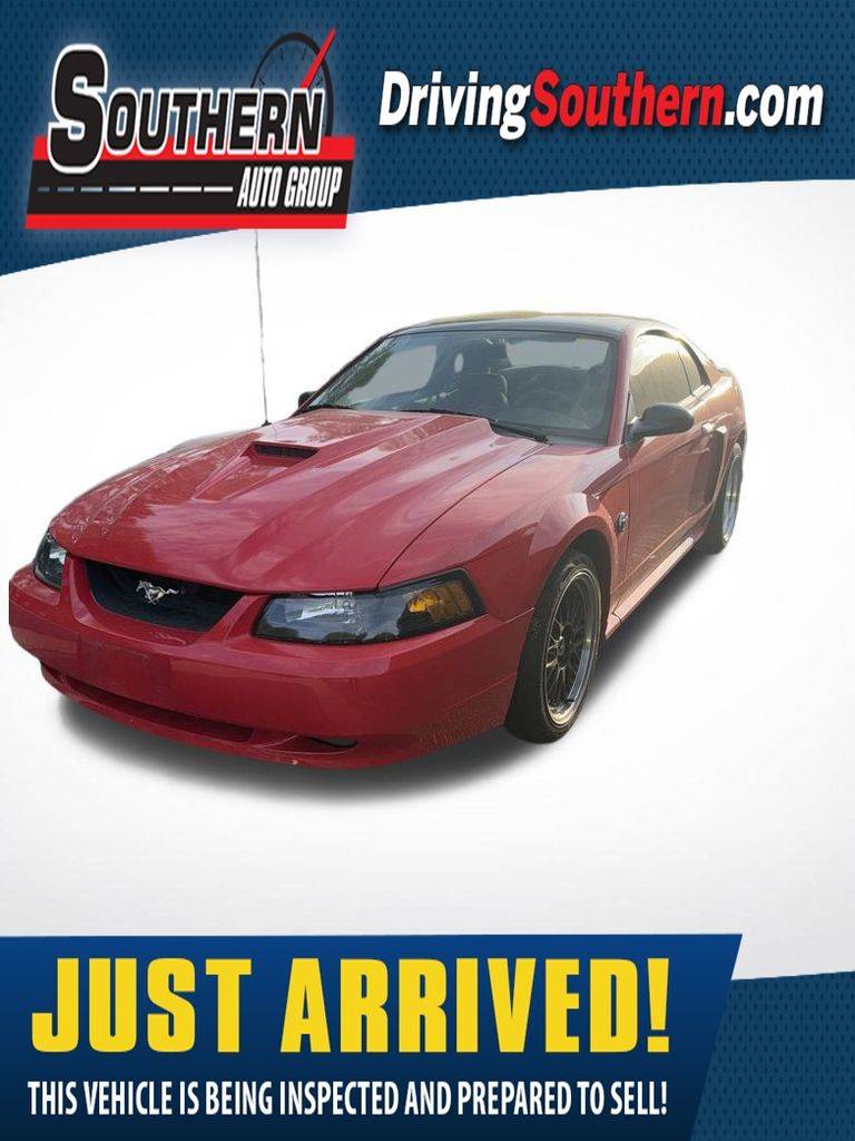 2004 Ford Mustang GT Deluxe