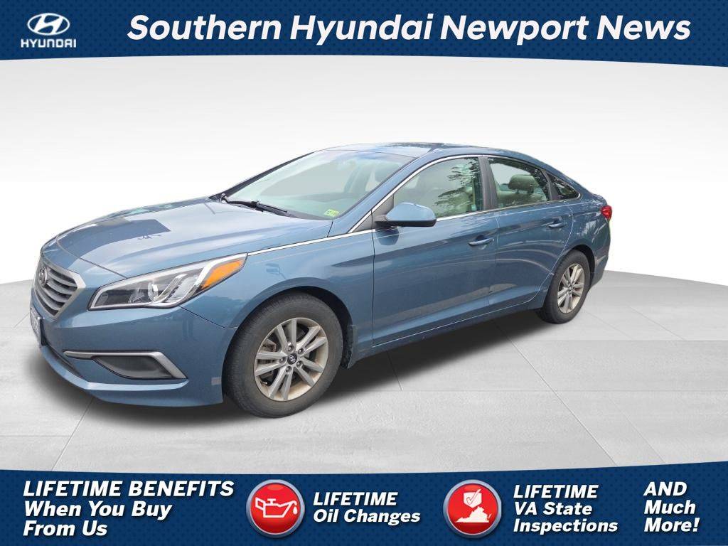 2017 Hyundai Sonata SE — Sedan — 72,640 mi — Newport News, VA