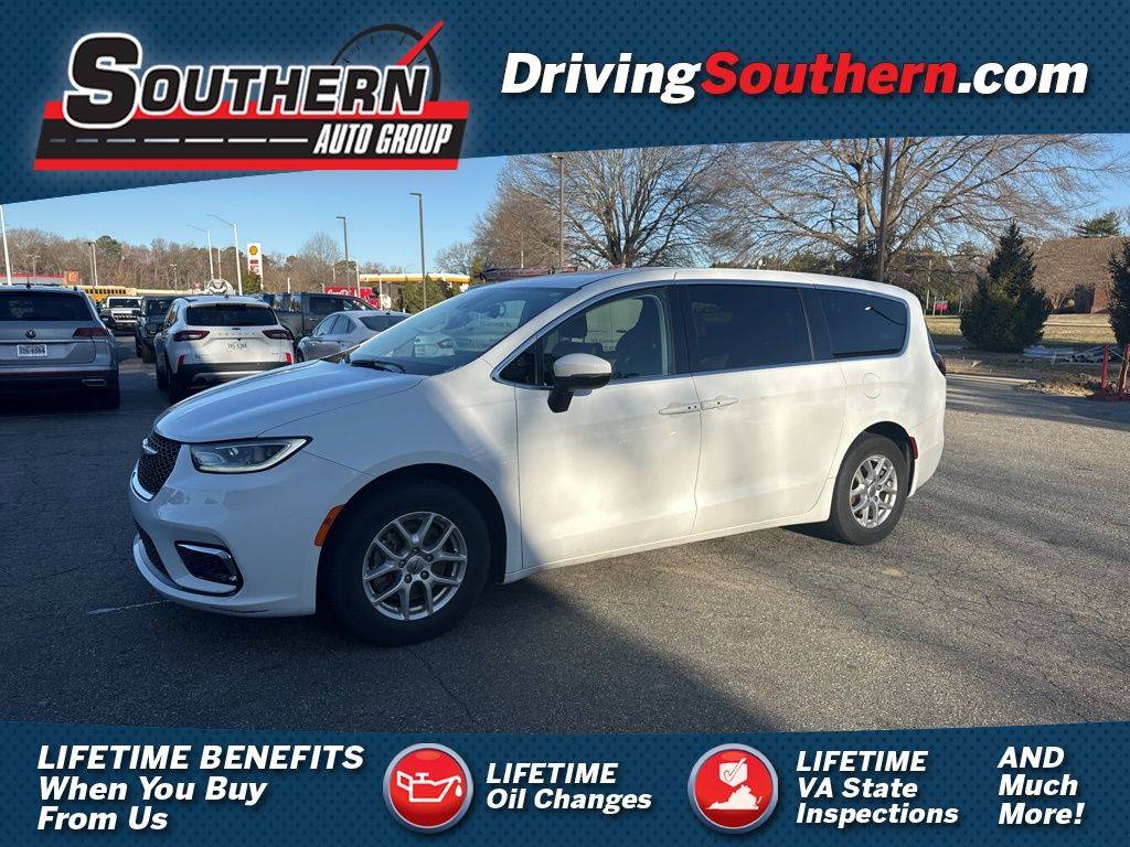 2023 Chrysler Pacifica Touring L — Minivan — 57,694 mi — Newport News, VA