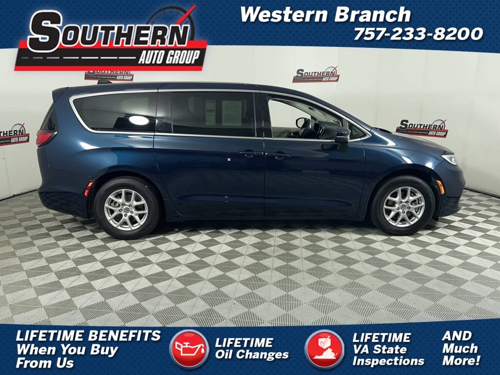 2023 Chrysler Pacifica Touring L — Minivan — 62,431 mi — Chesapeake, VA