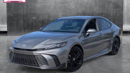 2025 Toyota Camry SE — Sedan — 5,392 mi — Fort Myers, FL
