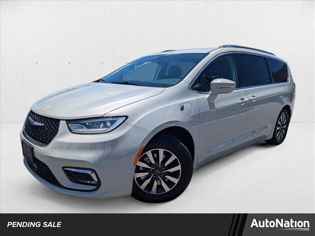 2021 Chrysler Pacifica Hybrid Touring L — Minivan — 87,501 mi — Fort Myers, FL