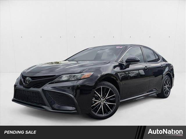 2024 Toyota Camry SE — Sedan — 25,370 mi — Fort Myers, FL