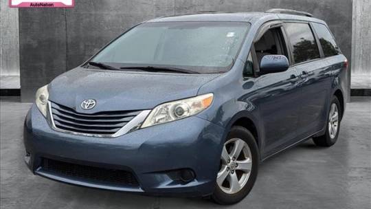 2015 Toyota Sienna LE — Minivan — 88,792 mi — Fort Myers, FL