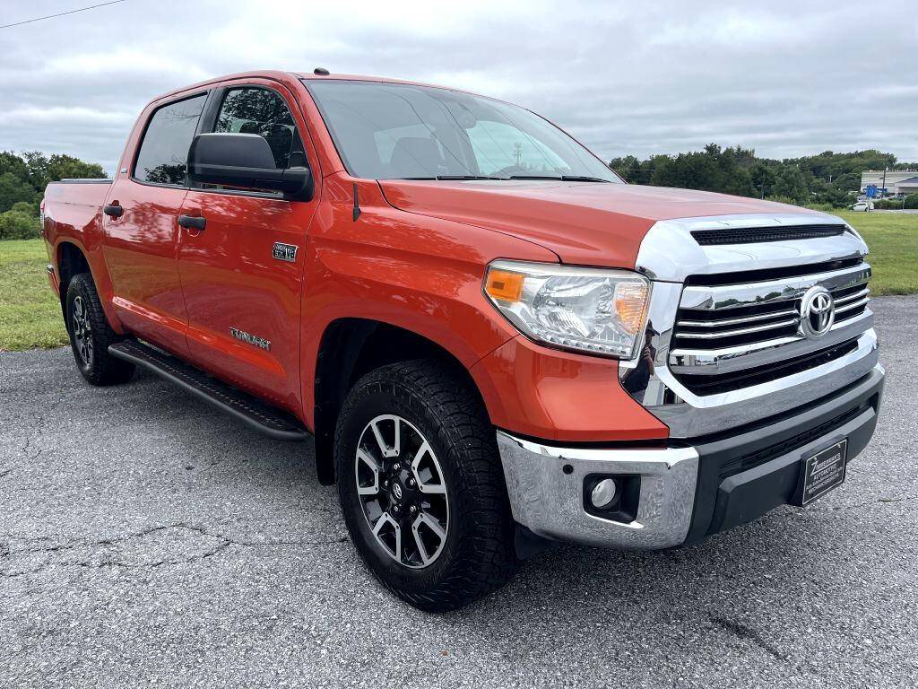 2017 Toyota Tundra SR5 — Pickup Truck — 104,467 mi — Mechanicsburg, PA