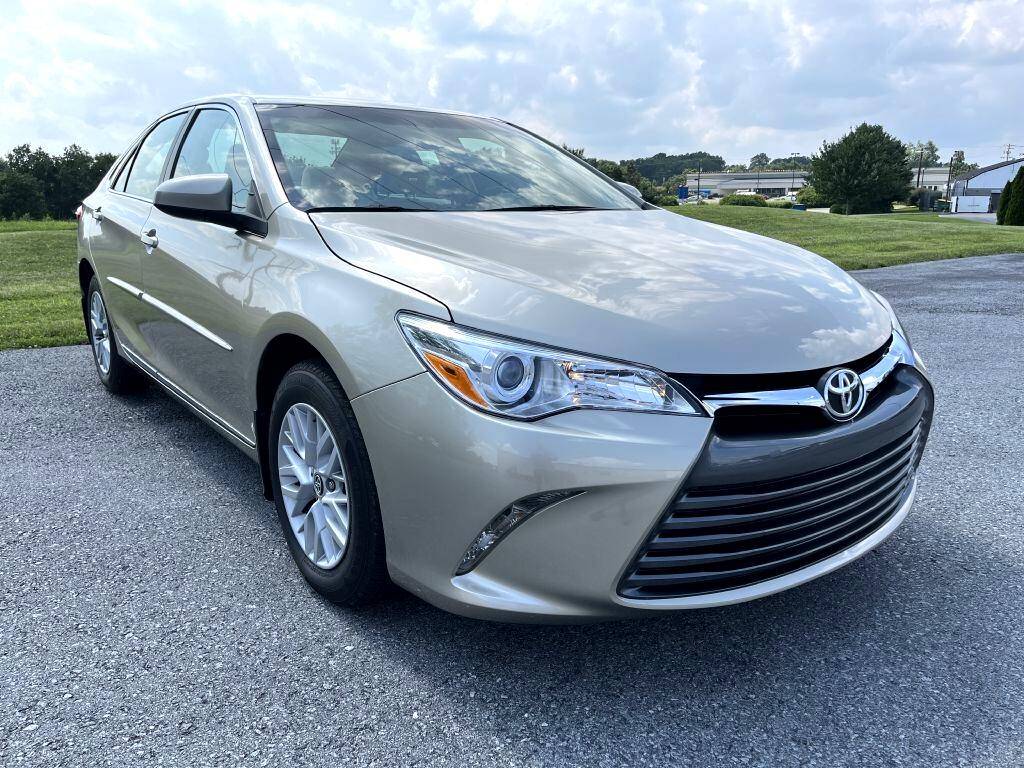 2017 Toyota Camry LE — Sedan — 43,404 mi — Mechanicsburg, PA