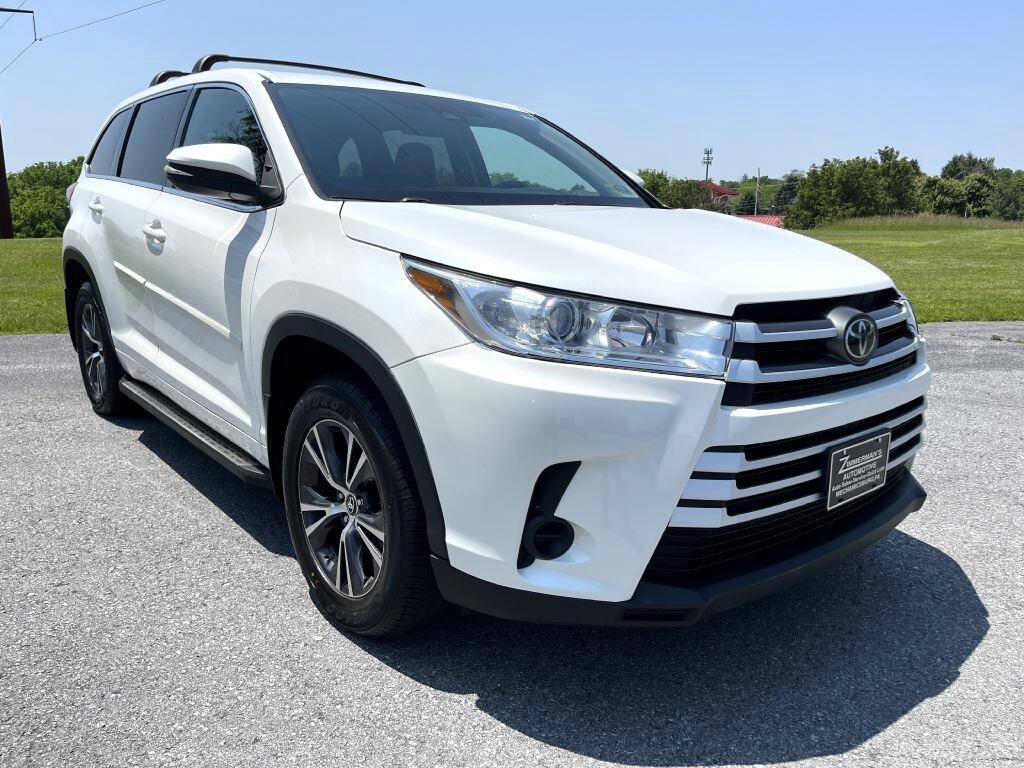 2017 Toyota Highlander LE V6 — SUV — 107,377 mi — Mechanicsburg, PA