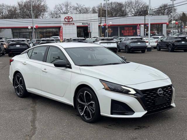 2023 Nissan Altima SR — Sedan — 14,909 mi — Hillside, NJ