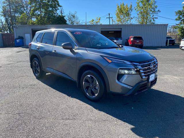2025 Nissan Rogue SV — SUV — 7,073 mi — Hillside, NJ