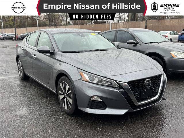 2022 Nissan Altima SV — Sedan — 17,696 mi — Hillside, NJ