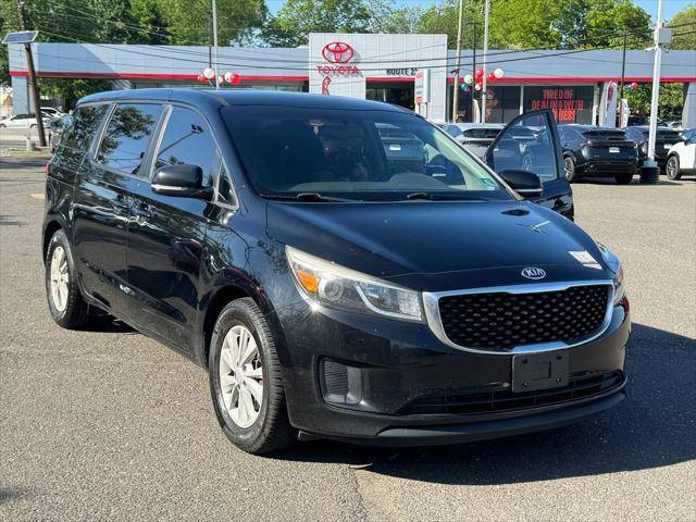 2016 Kia Sedona L — Minivan — 137,144 mi — Hillside, NJ