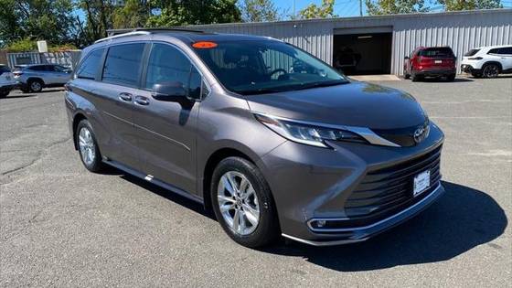Used Toyota Sienna Hybrids for Sale Near Me - TrueCar