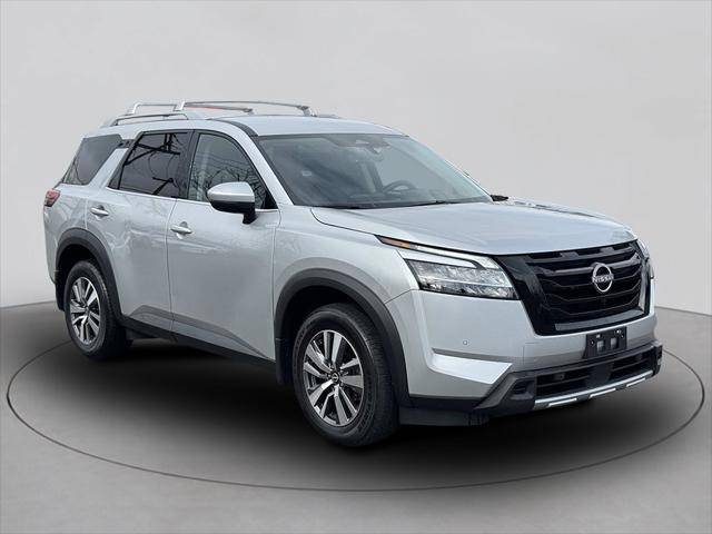 2023 Nissan Pathfinder SL — SUV — 24,385 mi — Hillside, NJ