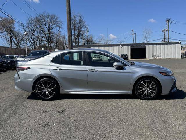 2022 Toyota Camry SE — Sedan — 59,130 mi — Hillside, NJ