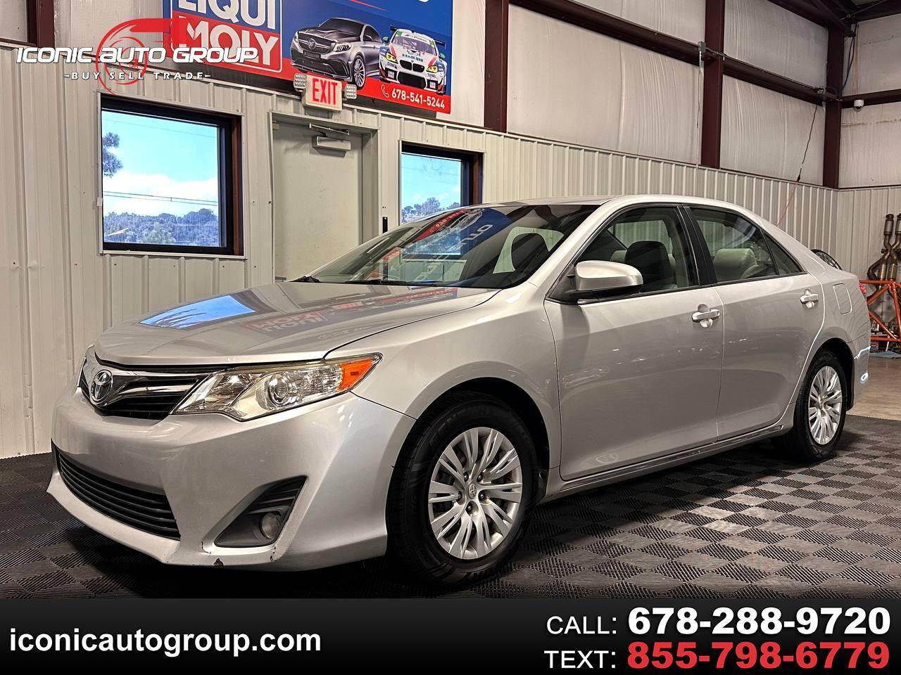 2013 Toyota Camry XLE — Sedan — 95,000 mi — Buford, GA