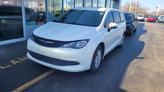 2022 Chrysler Voyager LX — Minivan — 55,540 mi — Matteson, IL