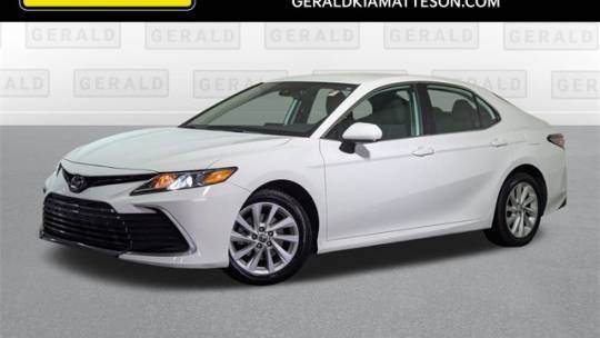 2022 Toyota Camry LE — Sedan — 60,058 mi — Matteson, IL