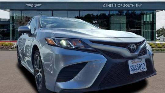 2020 Toyota Camry SE — Sedan — 30,387 mi — Torrance, CA