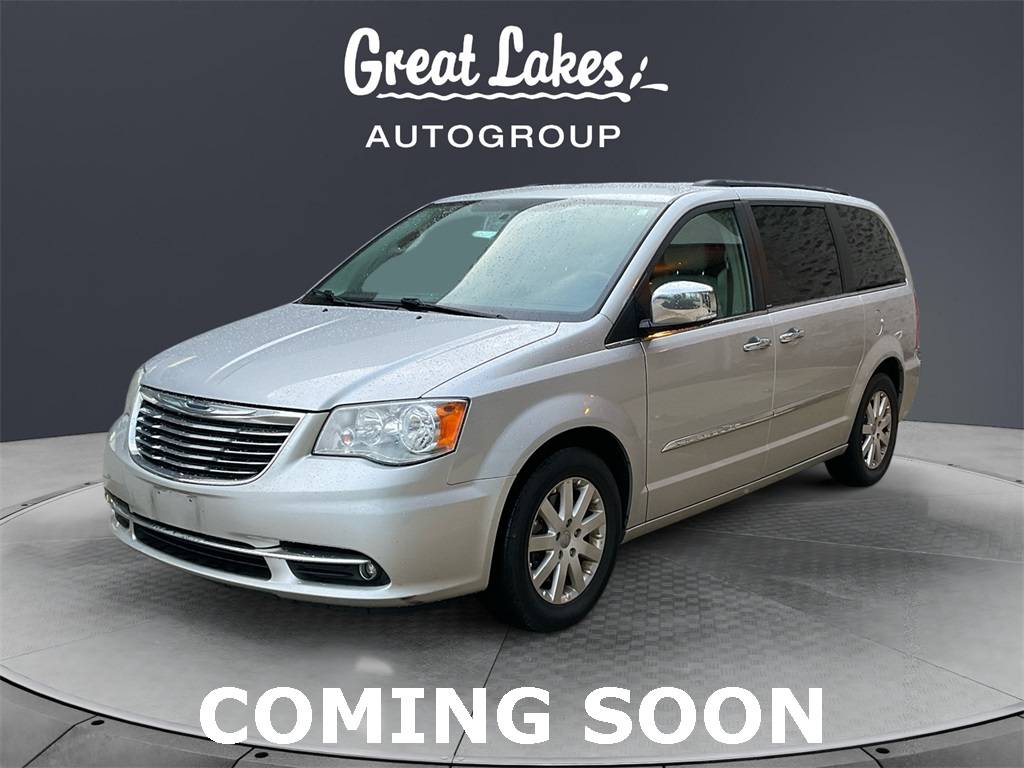 2012 Chrysler Town & Country Touring-L — Minivan — 112,690 mi — Columbus, OH