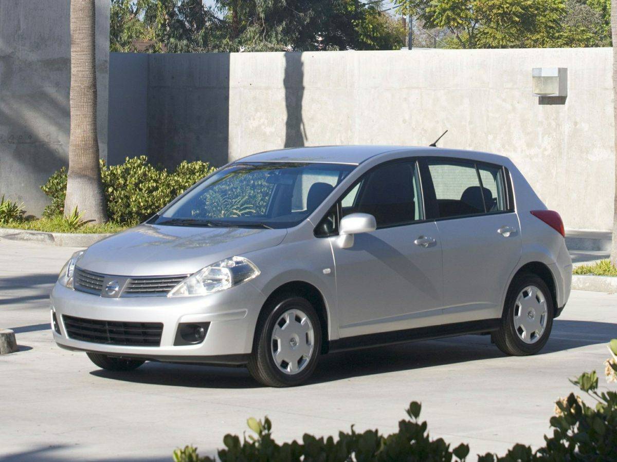 2007 Nissan Versa 1.8 S — Hatchback — 240,500 mi — Columbus, OH