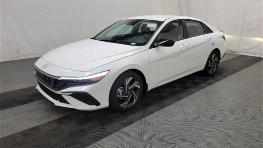 2025 Hyundai Elantra SEL Sport — Sedan — 8 mi — Columbus, OH