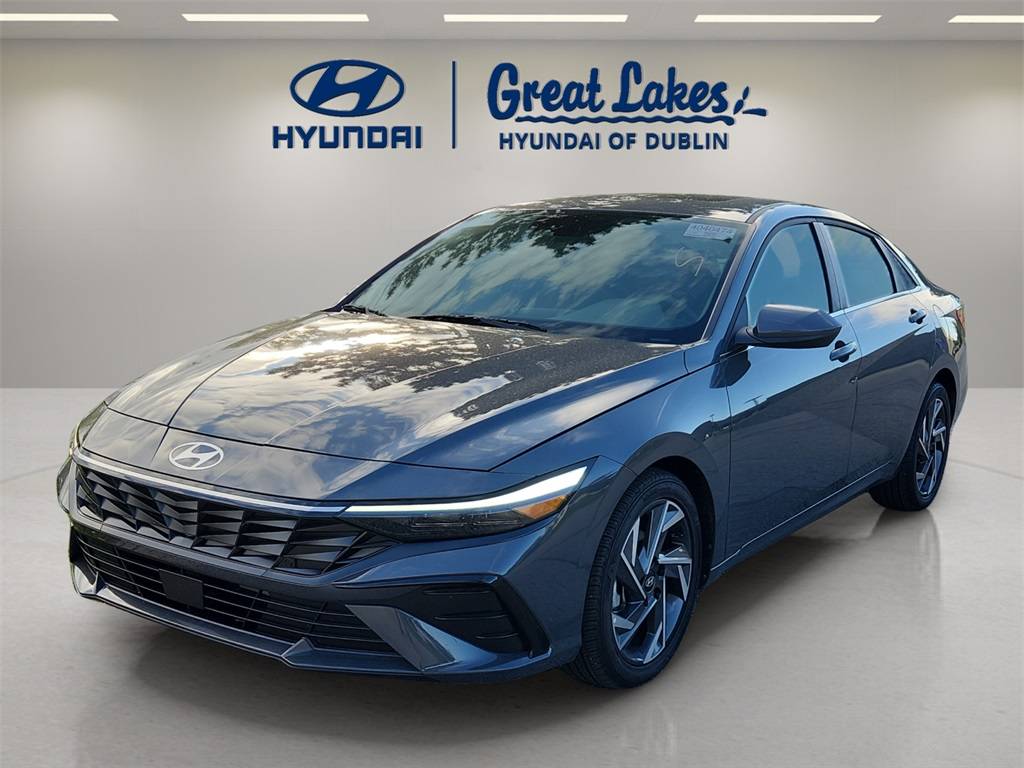 2025 Hyundai Elantra SEL Convenience — Sedan — 4,754 mi — Columbus, OH