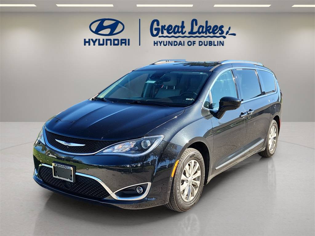 2018 Chrysler Pacifica Touring L Plus — Minivan — 100,920 mi — Columbus, OH