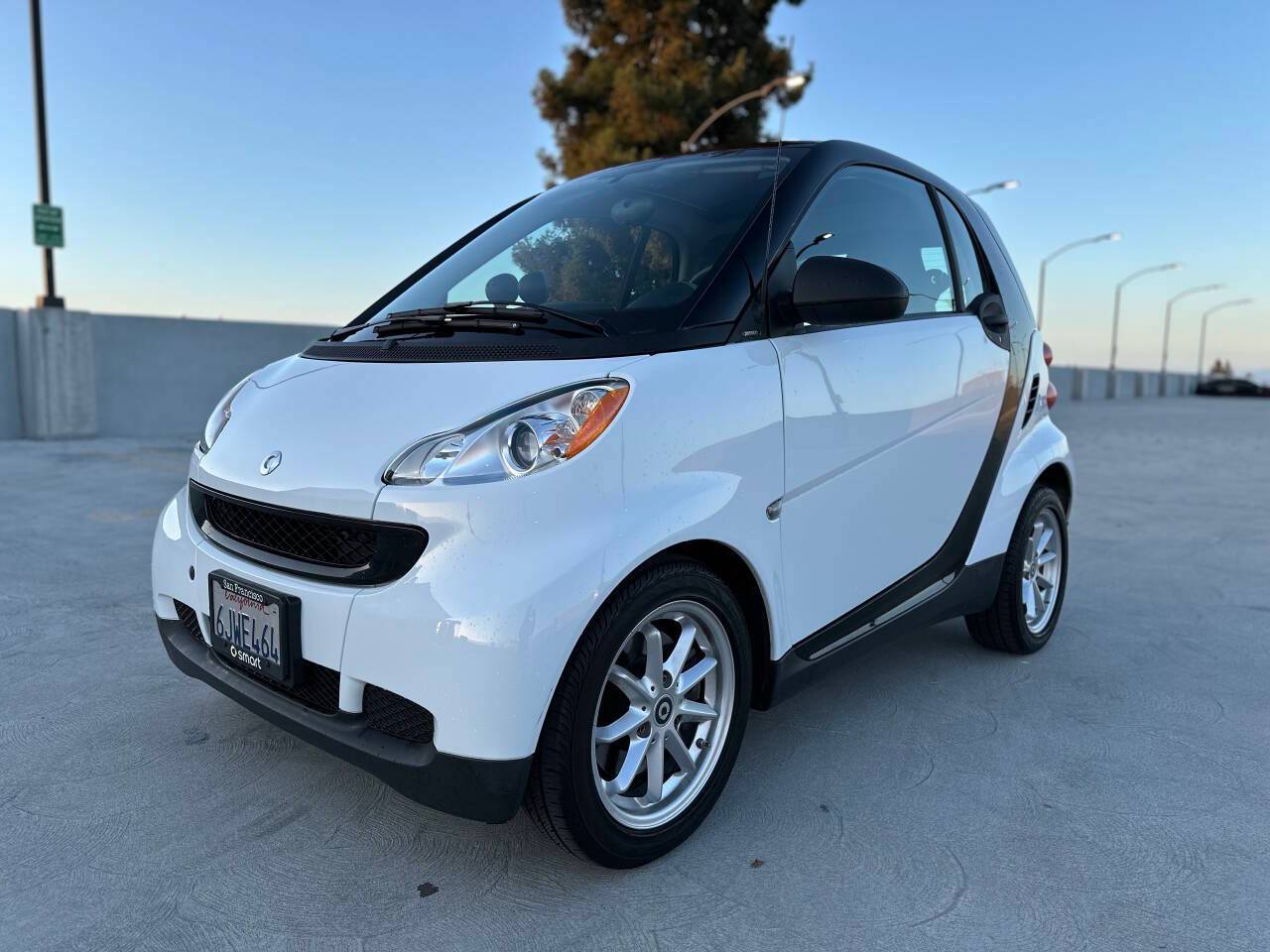 2009 smart fortwo Pure — Coupe — 17,300 mi — BURLINGAME, CA