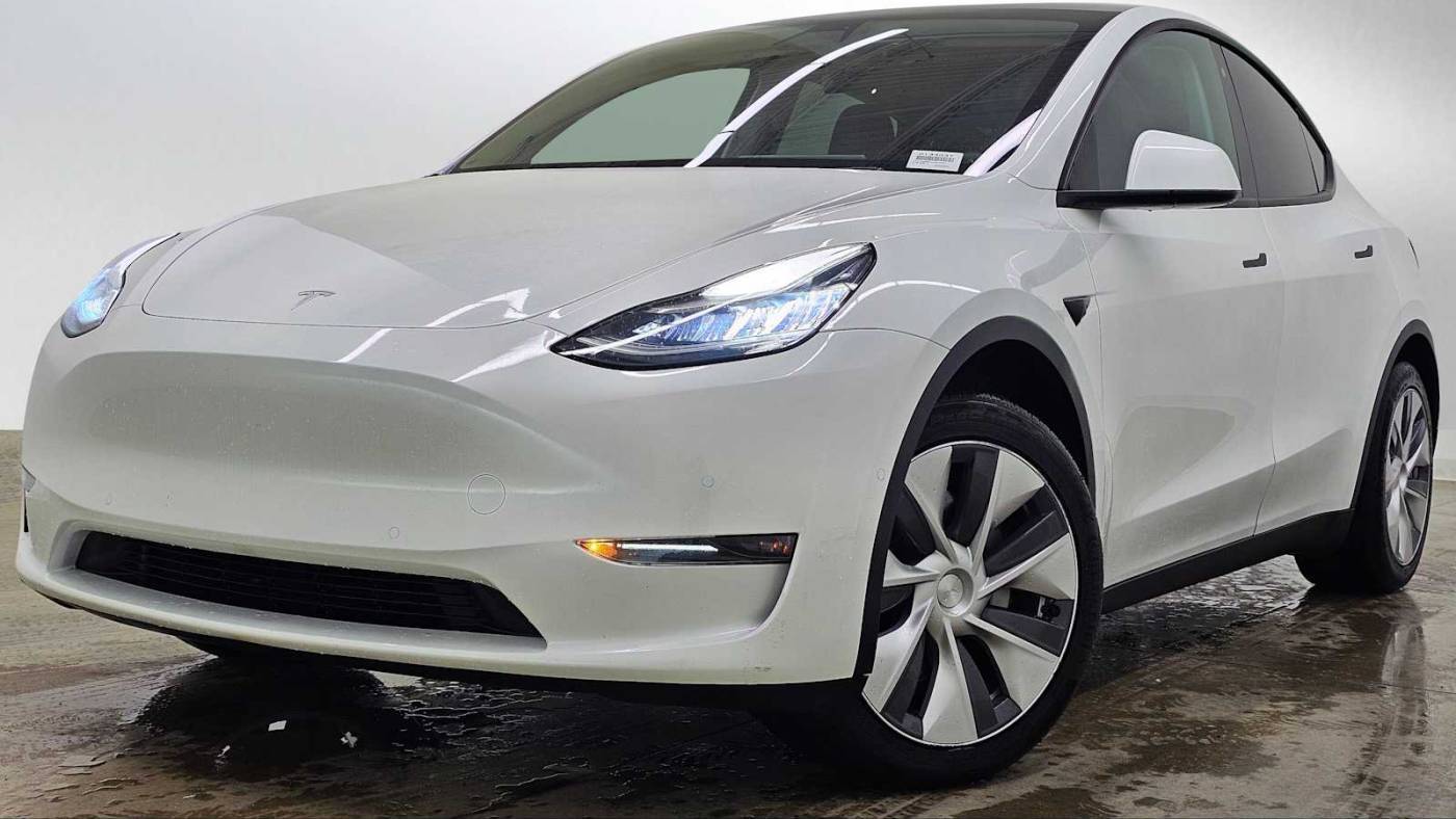 2020 Tesla Model Y Long Range — SUV — 30,065 mi — Austin, TX