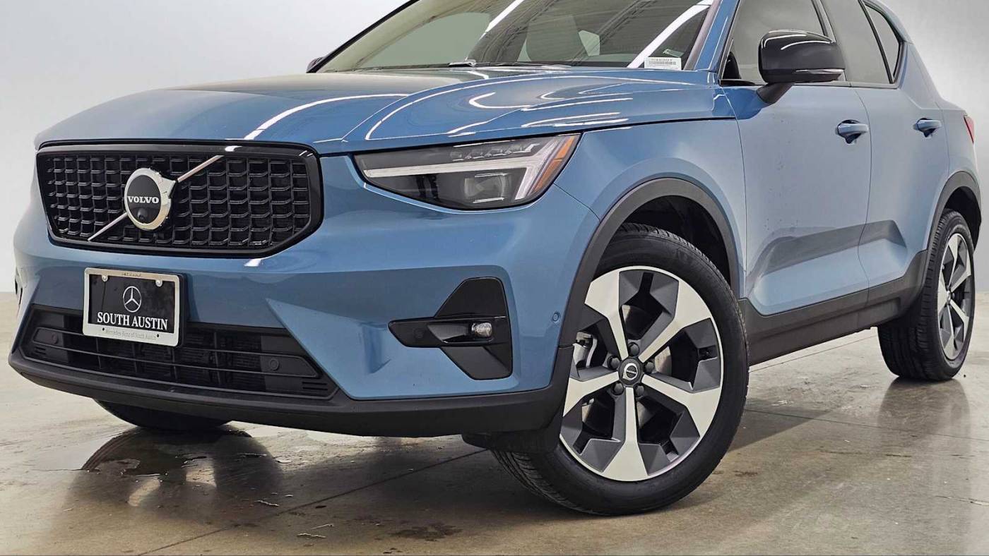 2023 Volvo XC40 Ultimate — SUV — 29,291 mi — Austin, TX