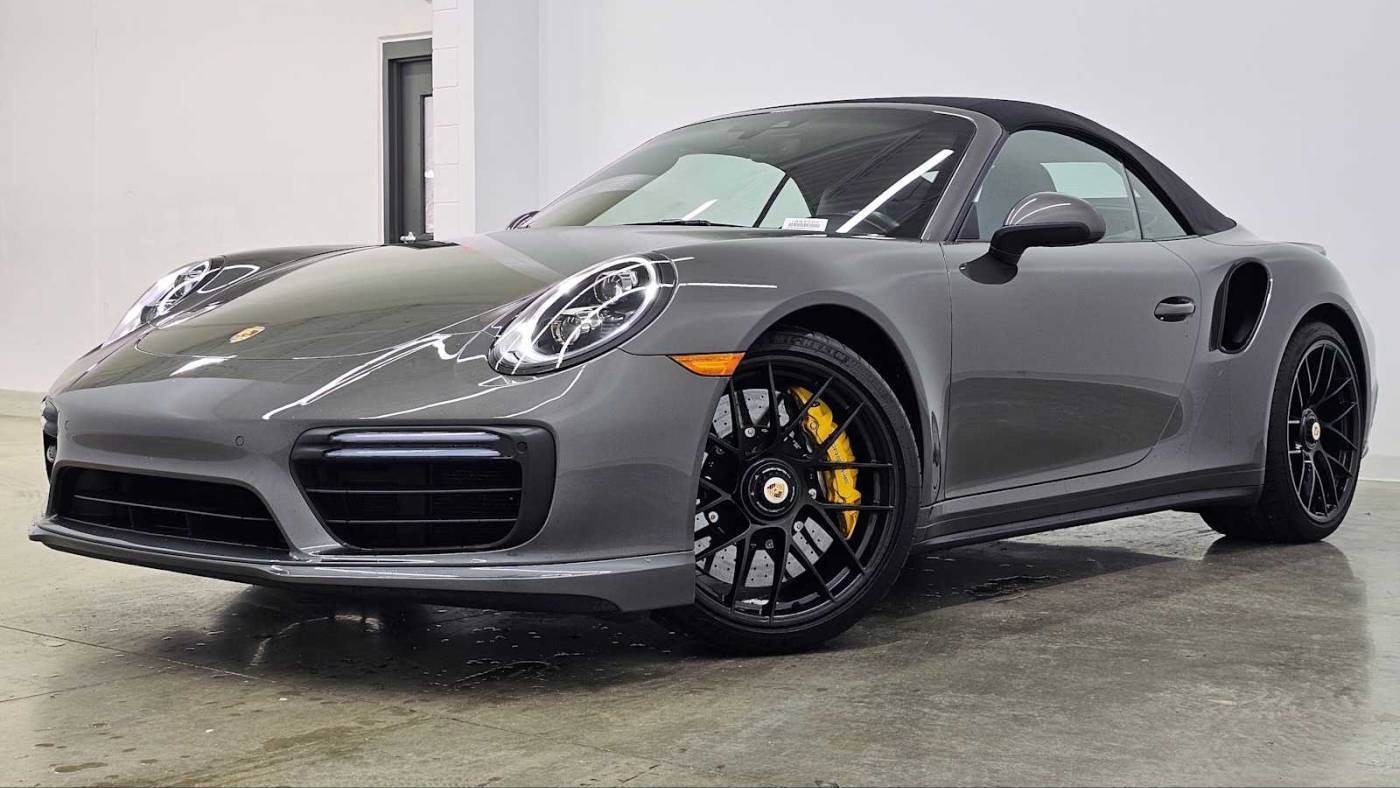 2019 Porsche 911 Turbo S