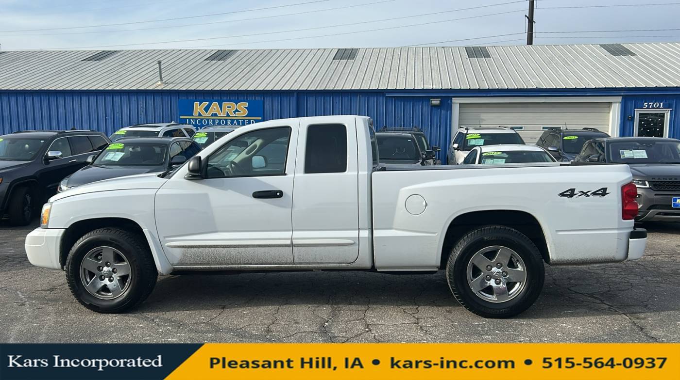 2005 Dodge Dakota SLT — Pickup Truck — 54,871 mi — Pleasant Hill, IA